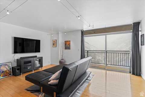 875 S DONNER, Salt Lake City, UT 84108