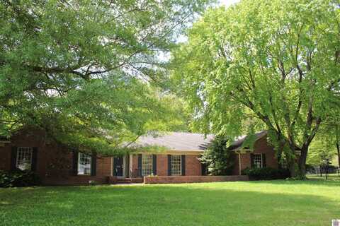 579 Huntleigh, Paducah, KY 42001