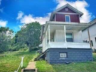 215 N 4th St, Clairton, PA 15025