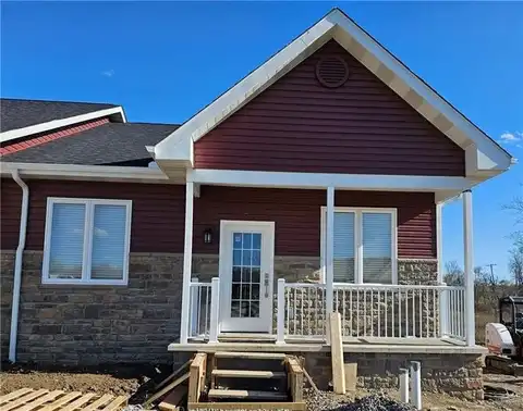 802 Wimbledon Drive, Mount Pleasant, PA 15666