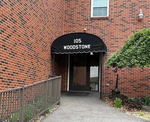 105 Woodstone Lane, New Kensington, PA 15068
