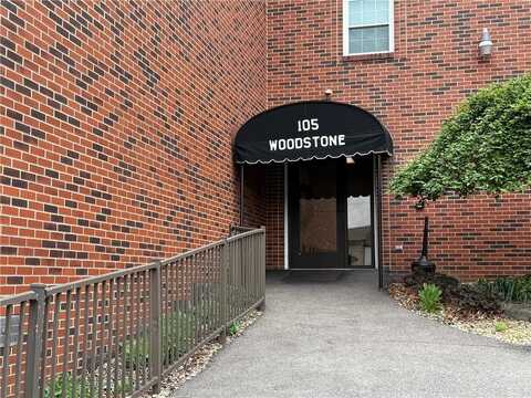 105 Woodstone Lane, New Kensington, PA 15068