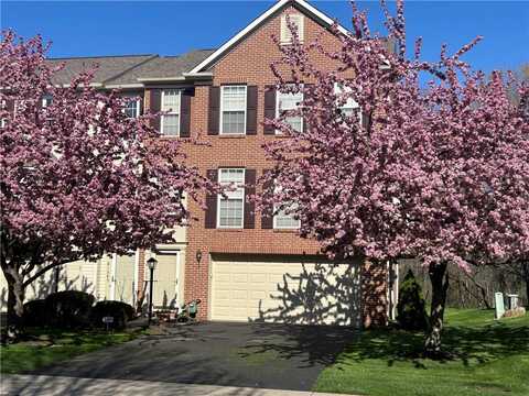 81306 Lost Valley Dr, Adamstown, PA 16046