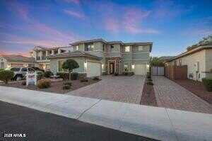 8510 W MYRTLE Avenue, Glendale, AZ 85305