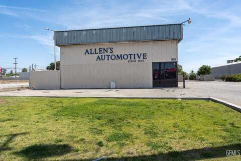 1810 Chester Avenue, Bakersfield, CA 93304