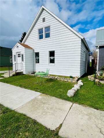 13 Haggin Avenue S, Red Lodge, MT 59068