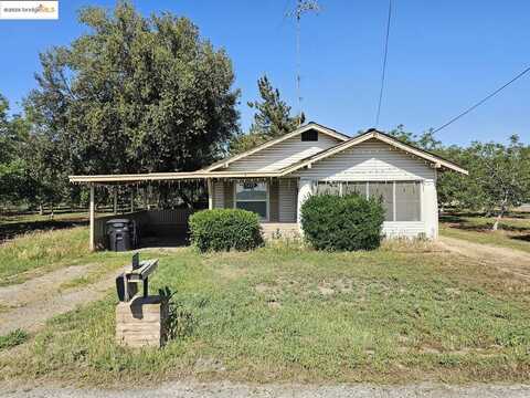 5225 American AVE, Modesto, CA 95356