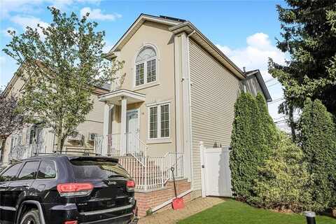 68 Erika Loop, Staten Island, NY 10312