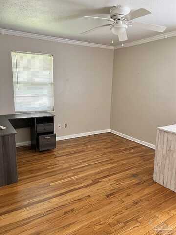 Prieto, PENSACOLA, FL 32506