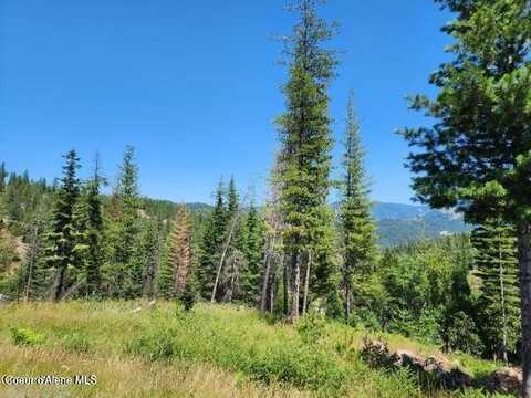 112 Blazing Saddle Ct, Pinehurst, ID 83850
