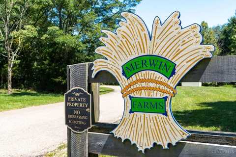 11 Merwin Farms Dr, Paris, OH 45157
