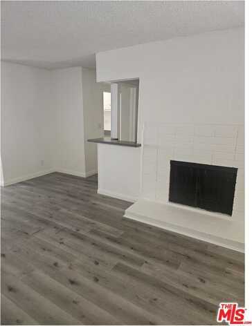 11924 Montana Ave, Los Angeles, CA 90049