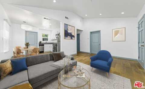 5249 Satsuma Ave, North Hollywood, CA 91601