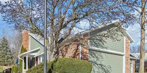 Foxchase, INDIANAPOLIS, IN 46256