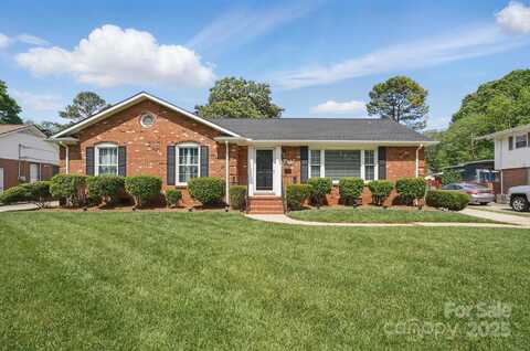 1917 Bentley Place, Charlotte, NC 28205