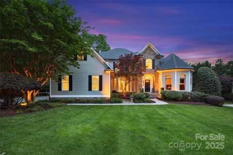 18730 Floyd Court, Davidson, NC 28036
