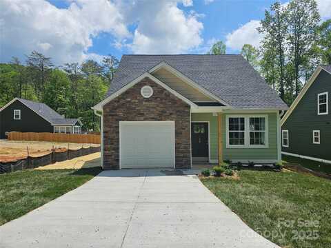 139 Brooks Cove Road, Black Mountain, NC 28711