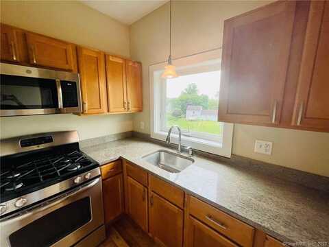 534 Boston Post Road, Guilford, CT 06437