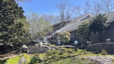 15 Sunset Terrace, Essex, CT 06426