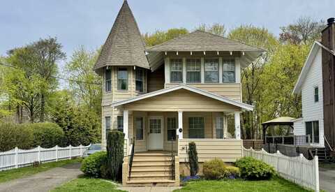 14 Plymouth Court, Milford, CT 06460