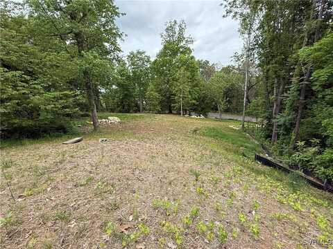 4610.5 Riverside Drive, Richmond, VA 23225