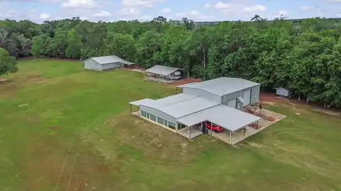 2230 D Hodge, Cottonwood, AL 36320