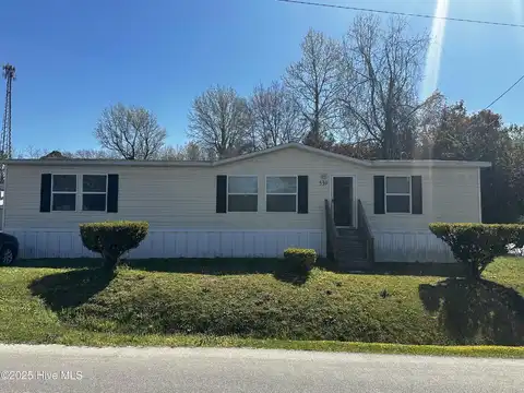 Queen Street, Simpson, NC 27879