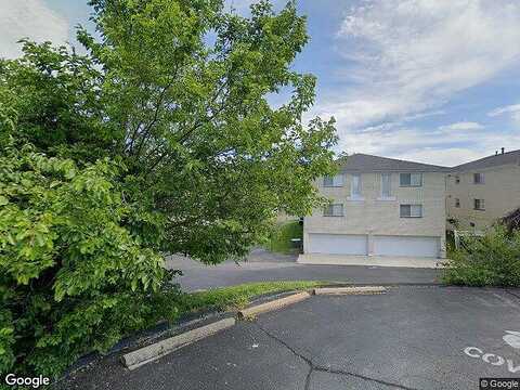 Chardin Pl 4, SAINT LOUIS, MO 63128