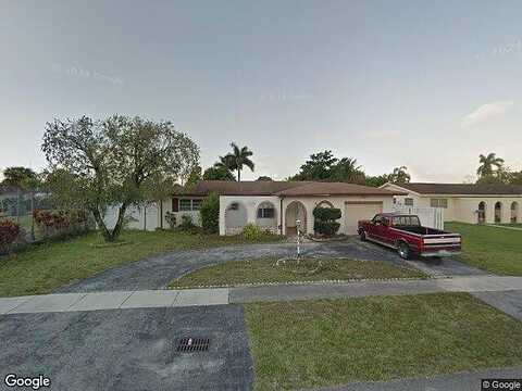 Interlachen, NORTH LAUDERDALE, FL 33068