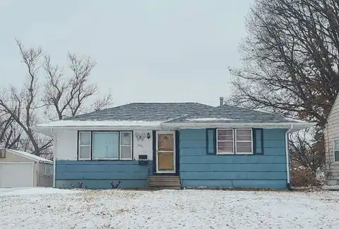 Ne 48Th St, Cedar Rapids, IA 52402