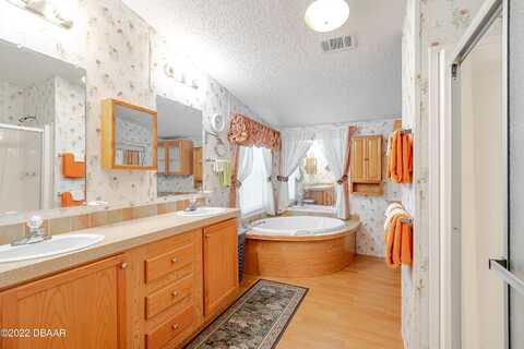 Avenue B, ORMOND BEACH, FL 32174