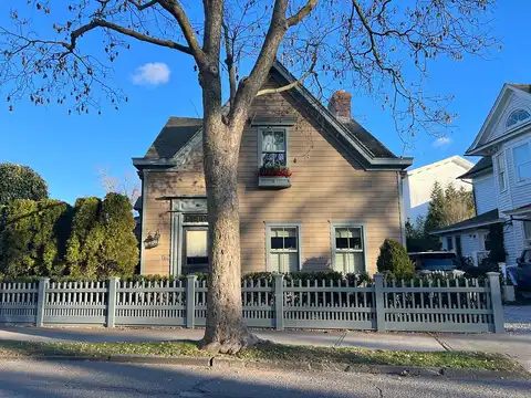 Main, SAG HARBOR, NY 11963