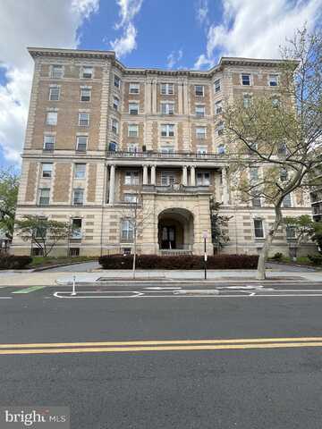 Columbia Road Nw 105, Washington, DC 20009