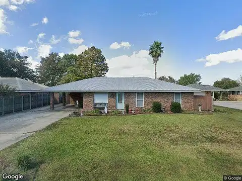 Albert, SAINT MARTINVILLE, LA 70582