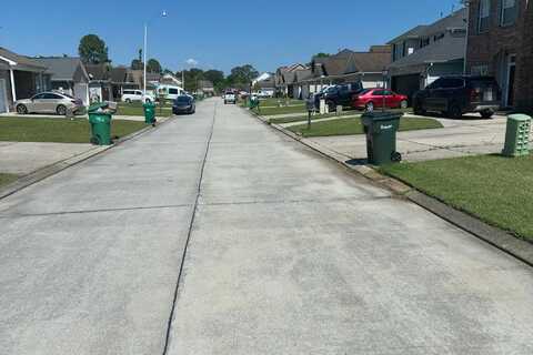 Heather, SLIDELL, LA 70461
