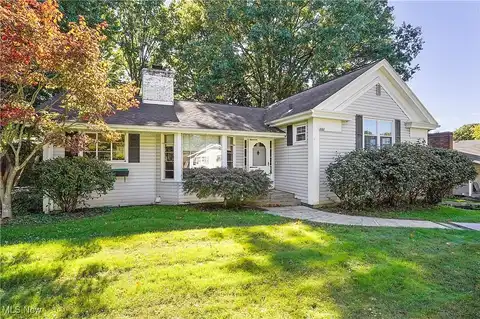 Larchmont, AKRON, OH 44313