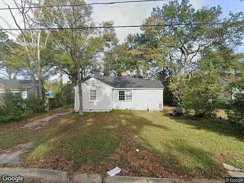 Victory Drive West, MOBILE, AL 36606