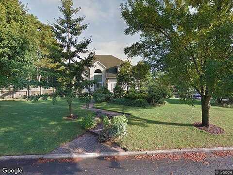 Pine Edge, Dix Hills, NY 11746