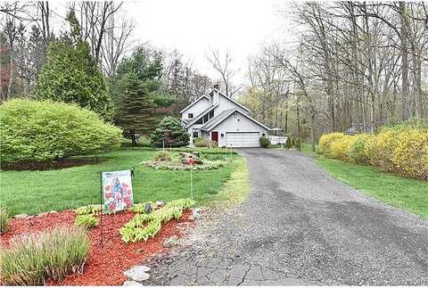 Pine Hollow, NORTH BRANFORD, CT 06471