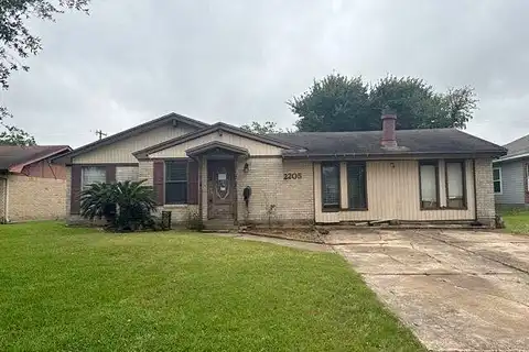 21St, TEXAS CITY, TX 77590