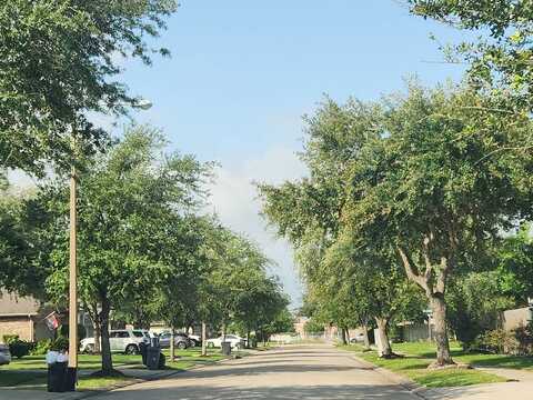 Cantabria, LEAGUE CITY, TX 77573