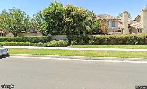 Calle Barcelona, TUSTIN, CA 92782