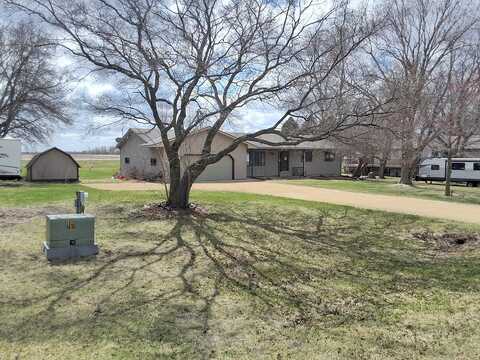 Arrowood Dr, Kasota, MN 56050