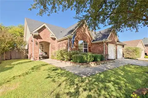 Lake Village, MCKINNEY, TX 75071