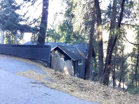Valley, CRESTLINE, CA 92325