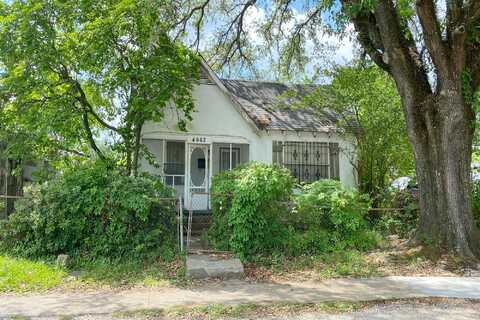 Gus Young, BATON ROUGE, LA 70802