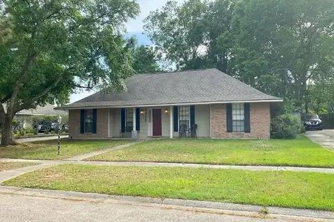 Pine Hill Dr, Baton Rouge, LA 70817