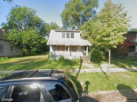 Belvidere, DETROIT, MI 48213