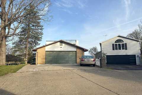 Breezy Bluff, BATTLE CREEK, MI 49015