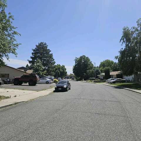 Buntin, KENNEWICK, WA 99336